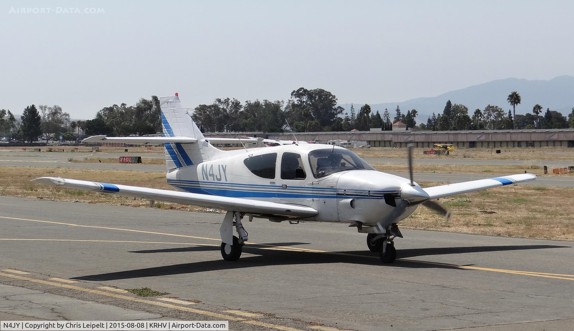 N4JY, 1976 Rockwell International 112TC Commander C/N 13080, A locally based 1976 Rockwell Commander 112TC taxing to its tie down at Reid Hillview Airport, CA.
