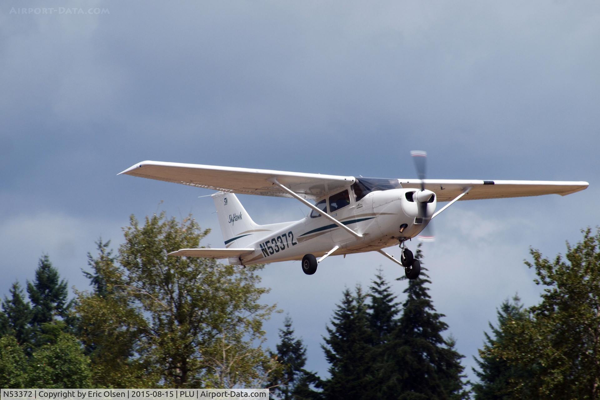 N53372, 2003 Cessna 172R C/N 17281170, Cessna 172 over Thun Field