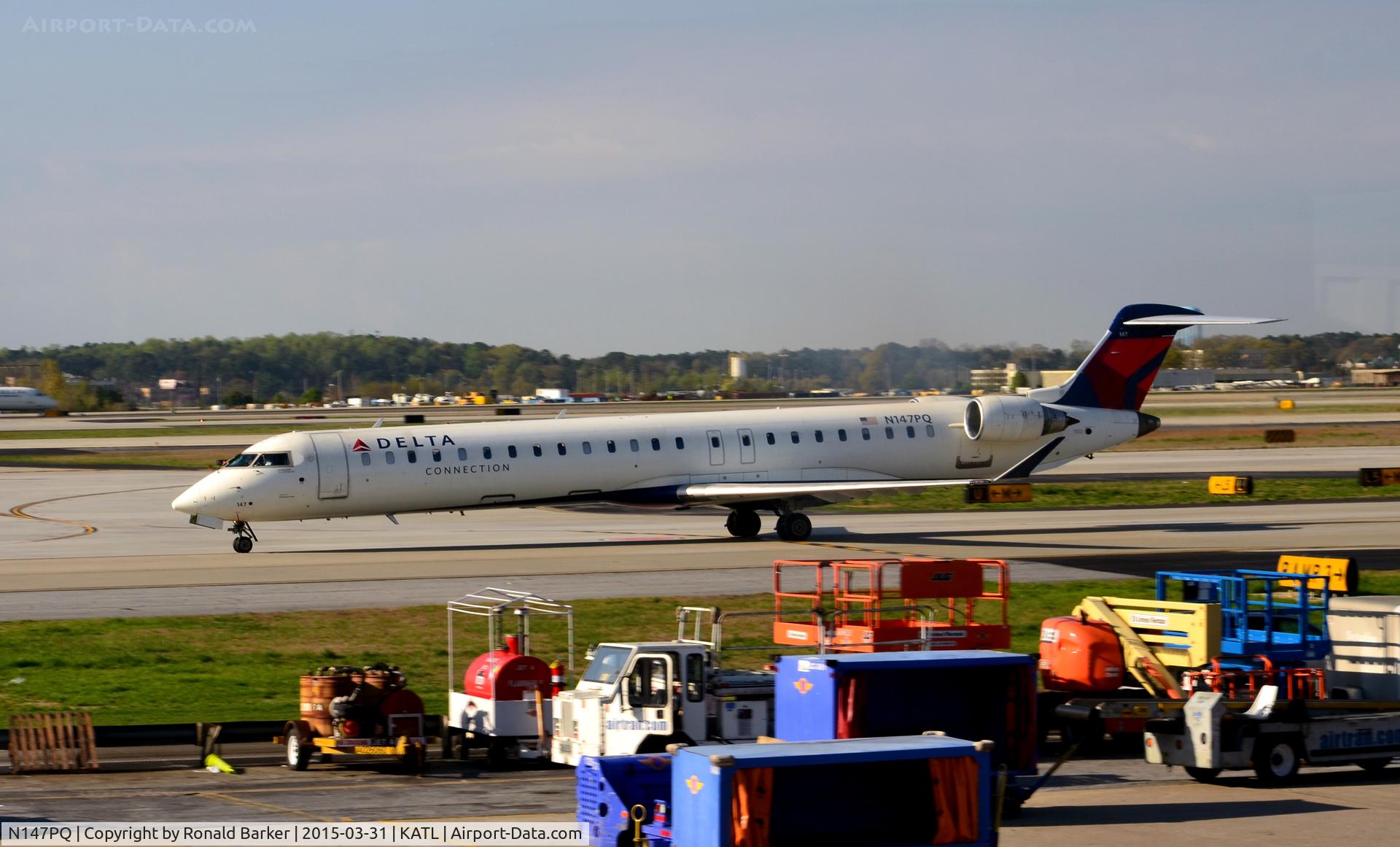 N147PQ, 2007 Bombardier CRJ-900ER (CL-600-2D24) C/N 15147, Taxi Atlanta