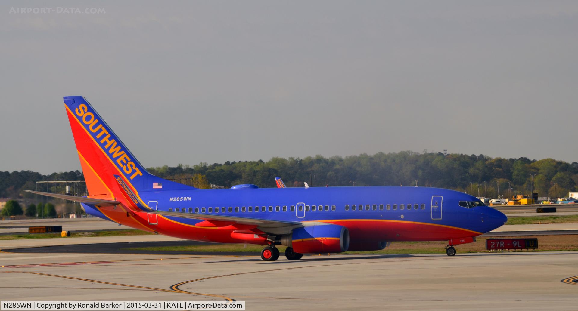 N285WN, 2007 Boeing 737-7H4 C/N 32536, Taxi Atlanta