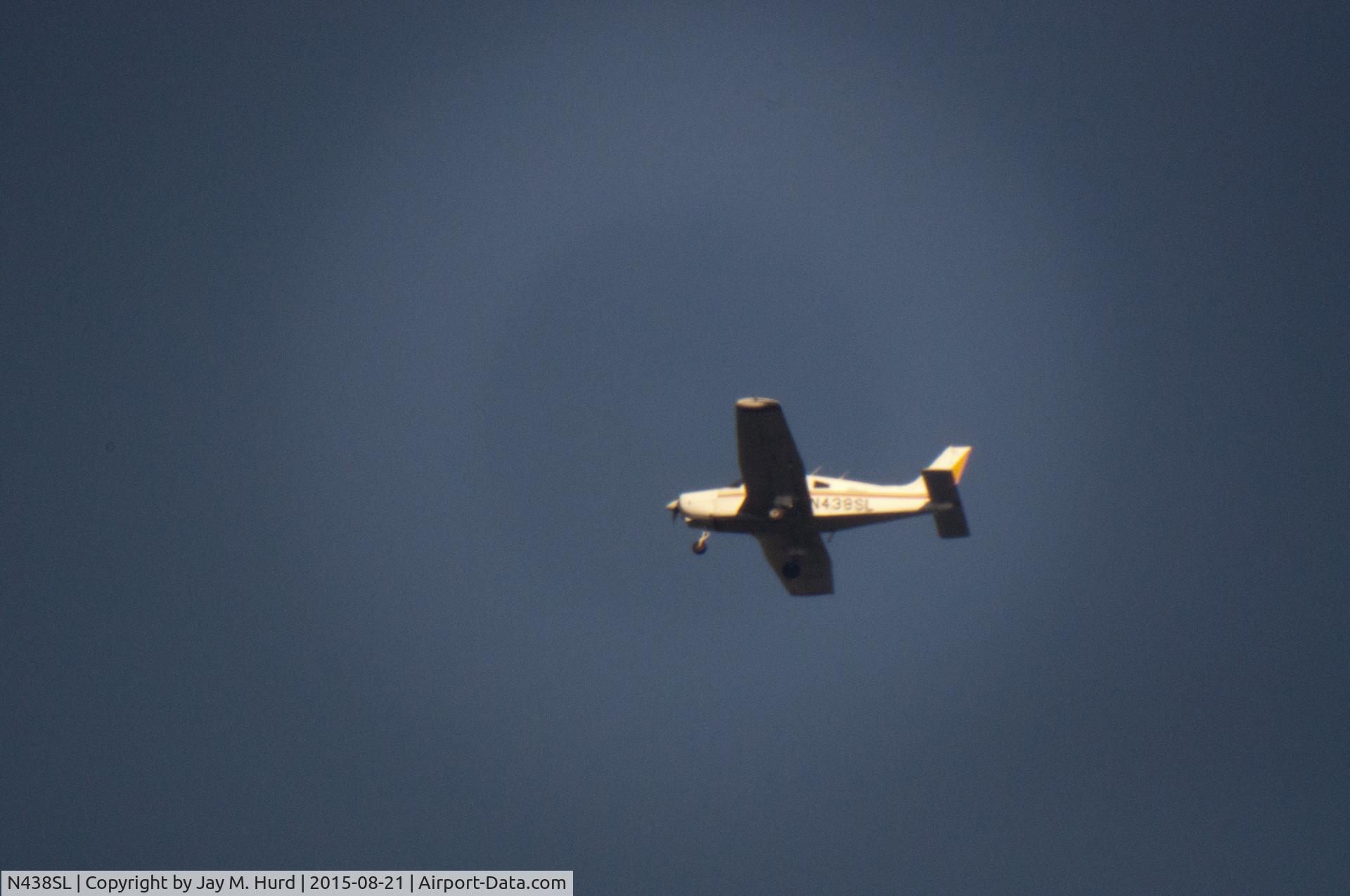 N438SL, 1979 Piper PA-28-161 C/N 28-7916276, Flying over NE Illinois