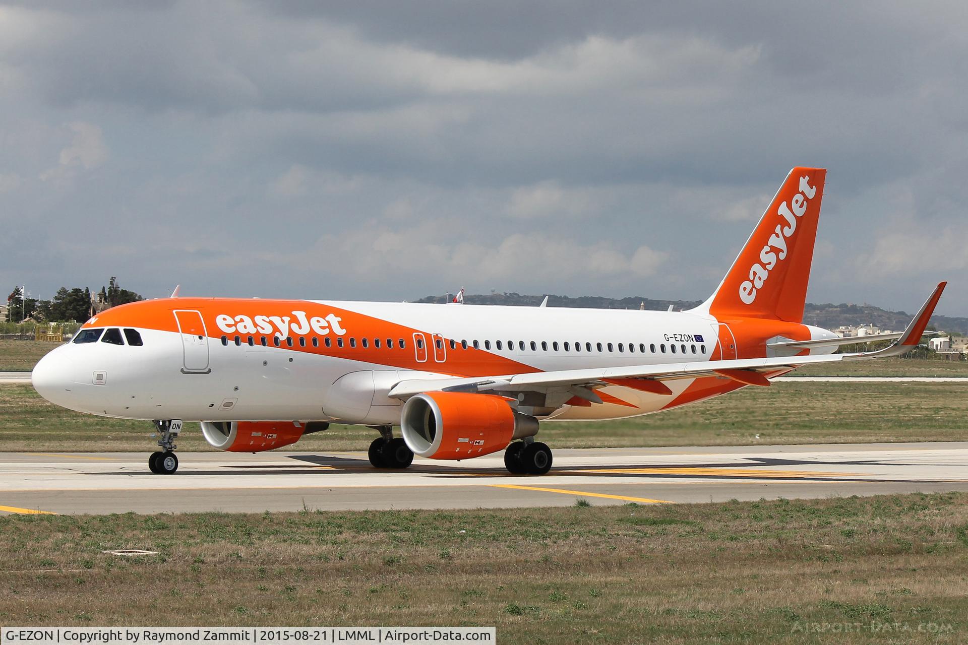 G-EZON, 2015 Airbus A320-214 C/N 6605, A320 G-EZON Easyjet