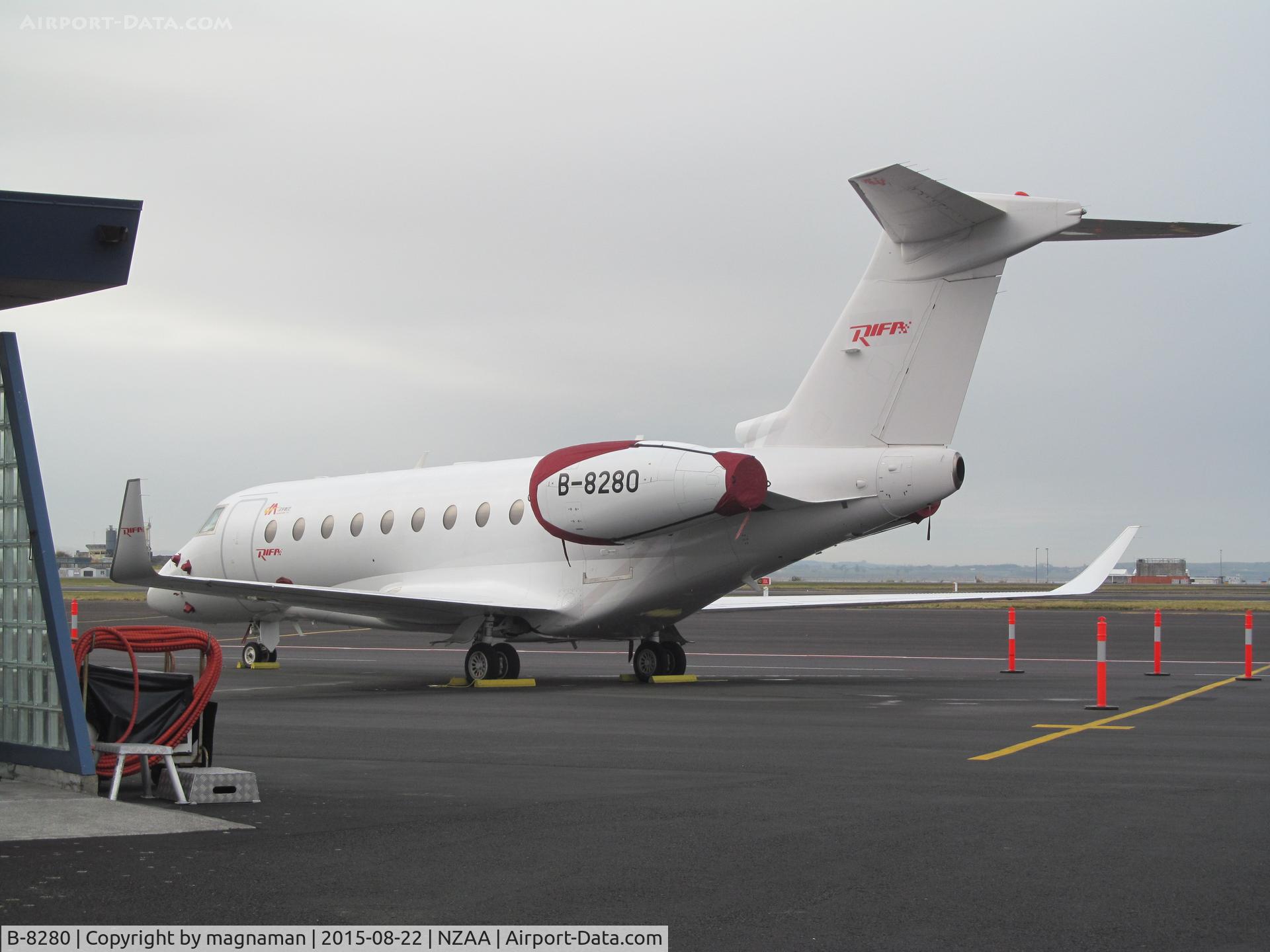B-8280, 2013 Israel Aircraft Industries Gulfstream G280 C/N 2030, On stand morning after late arrival from Cairns