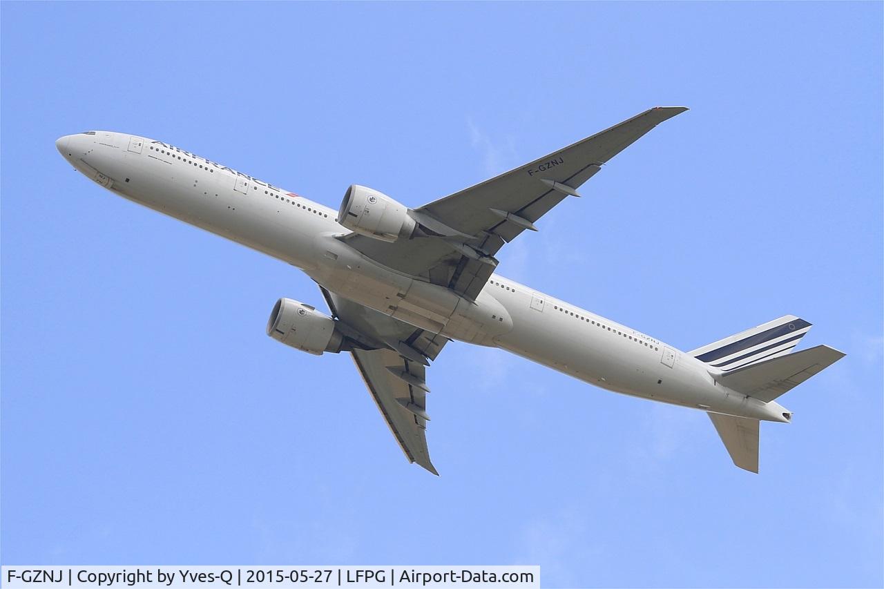 F-GZNJ, 2011 Boeing 777-328/ER C/N 38706, Boeing 777-328ER, Take-off Rwy 27L, Roissy Charles De Gaulle Airport (LFPG-CDG)