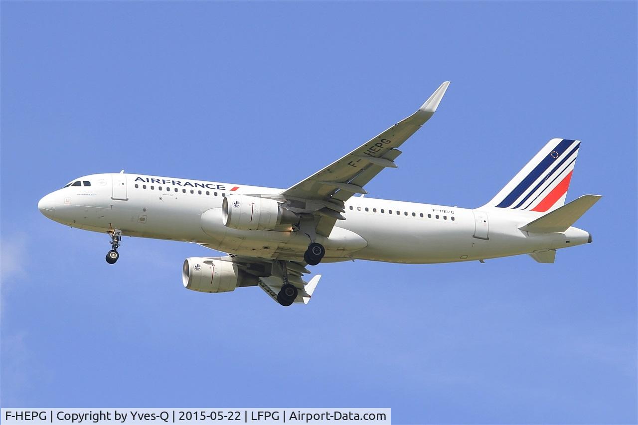 F-HEPG, 2013 Airbus A320-214 C/N 5802, Airbus A320-214, Short approach rwy 27R, Roissy Charles De Gaulle Airport (LFPG-CDG)