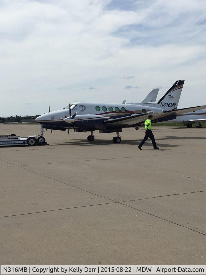 N316MB, 1981 Beech B100 King Air C/N BE-113, Chicago Midway, 8-22-2015