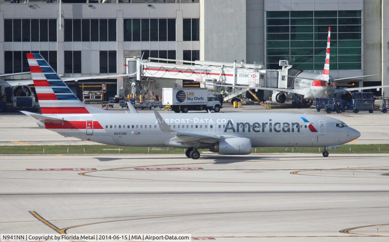 N941NN, 2013 Boeing 737-823 C/N 33232, American