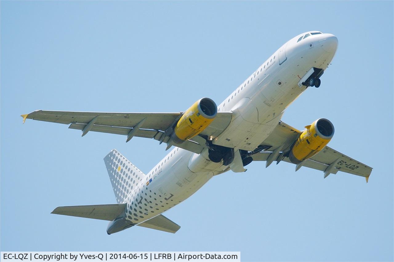 EC-LQZ, 2003 Airbus A320-232 C/N 1933, Airbus A320-232, Take off rwy 07R, Brest-Bretagne Airport (LFRB-BES)