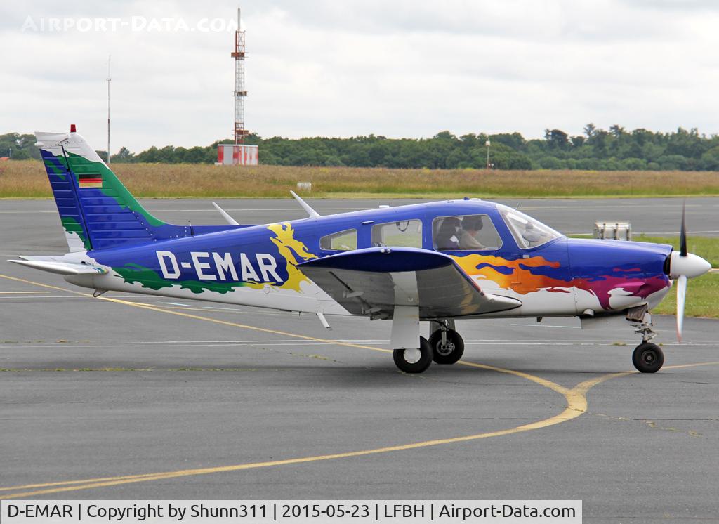 D-EMAR, 1976 Piper PA-28R-200 Cherokee Arrow II C/N 28R-7635372, Taxiing for departure with very nice c/s...
