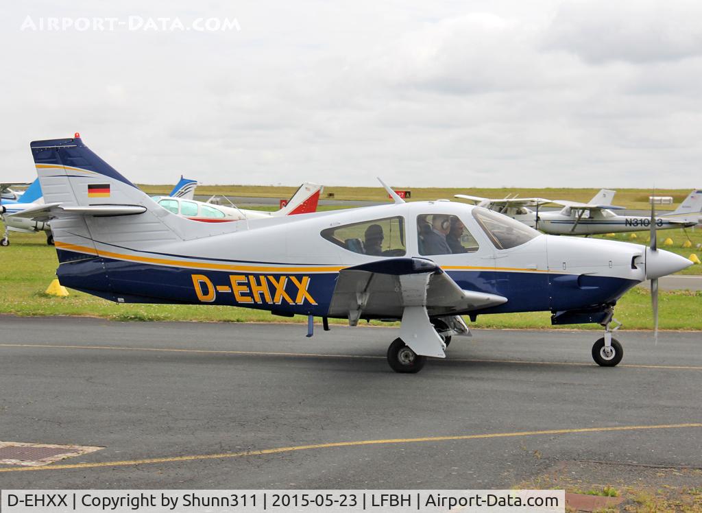 D-EHXX, 1976 Rockwell International 112A Commander C/N 279, Taxiing for departure...