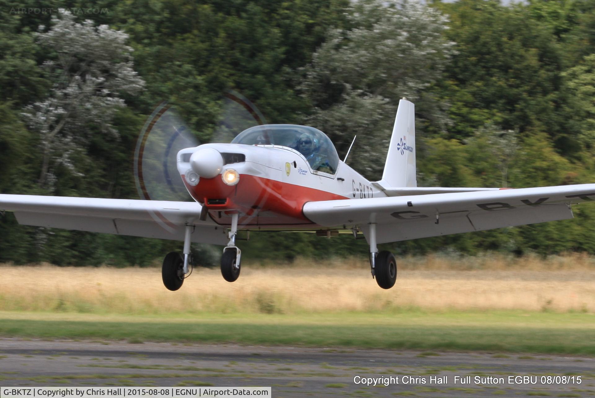 G-BKTZ, 1983 Slingsby T-67M Firefly C/N 2004, at the Vale of York LAA strut flyin, Full Sutton