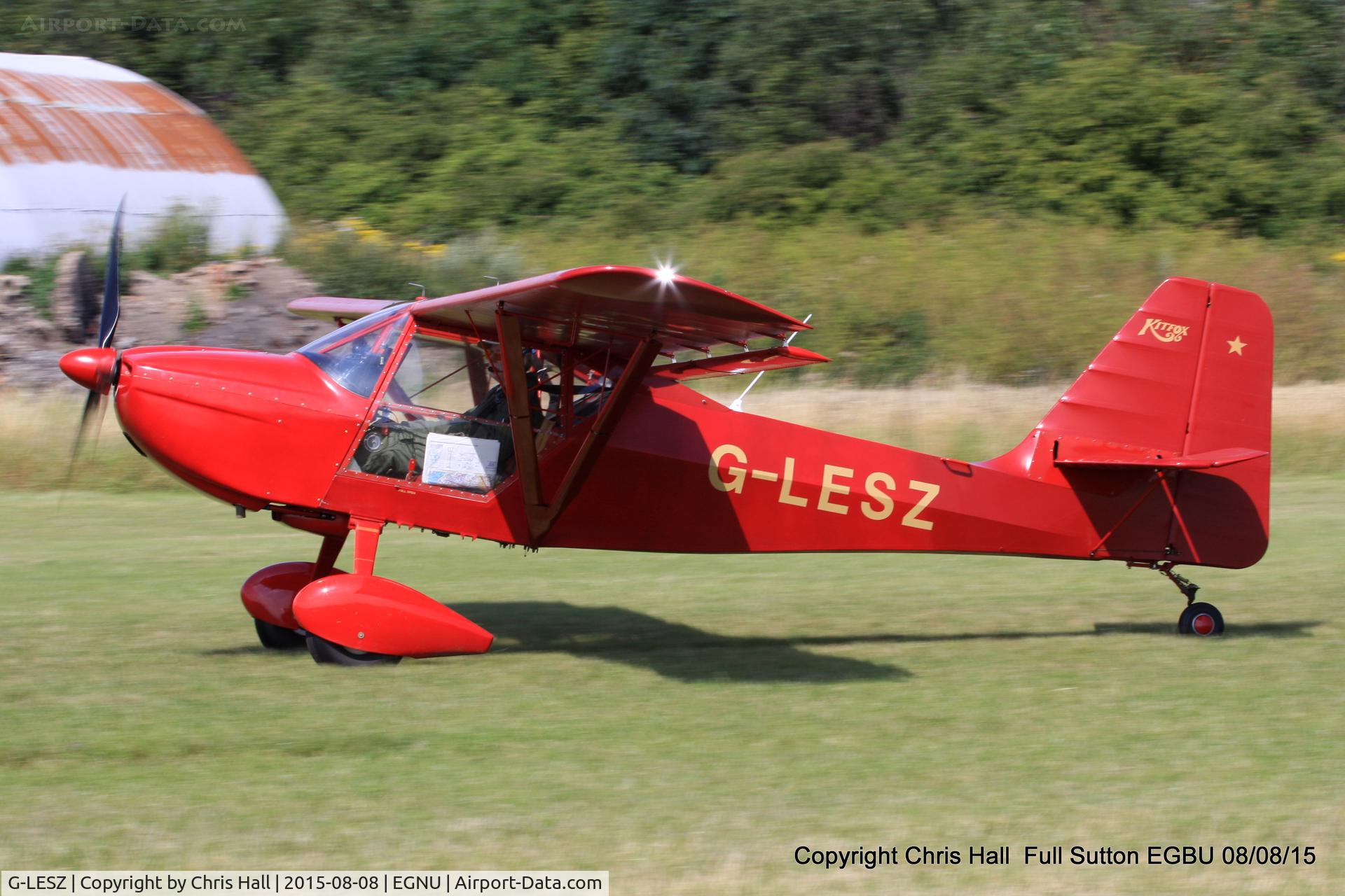 G-LESZ, 2003 Skystar Kitfox Series 5 C/N PFA 172C-12822, at the Vale of York LAA strut flyin, Full Sutton