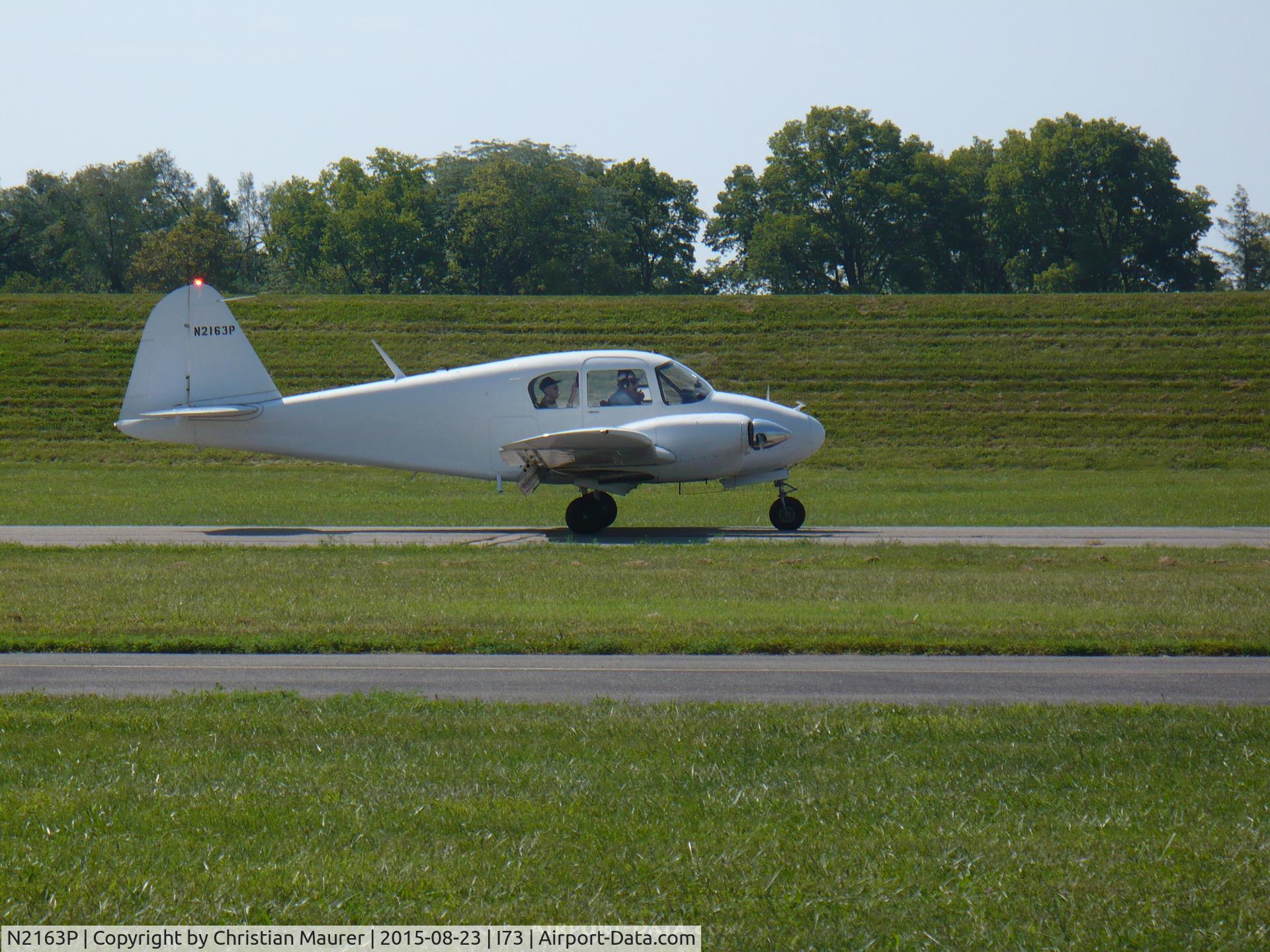 N2163P, 1956 Piper PA-23 C/N 23-765, Piper Apache landing at Moraine - Beacon Shot