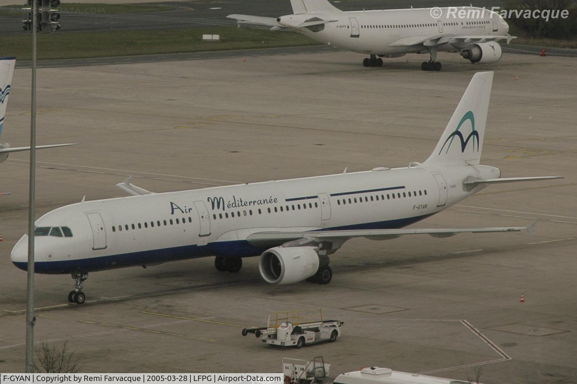 F-GYAN, 1995 Airbus A321-111 C/N 535, Waiting.