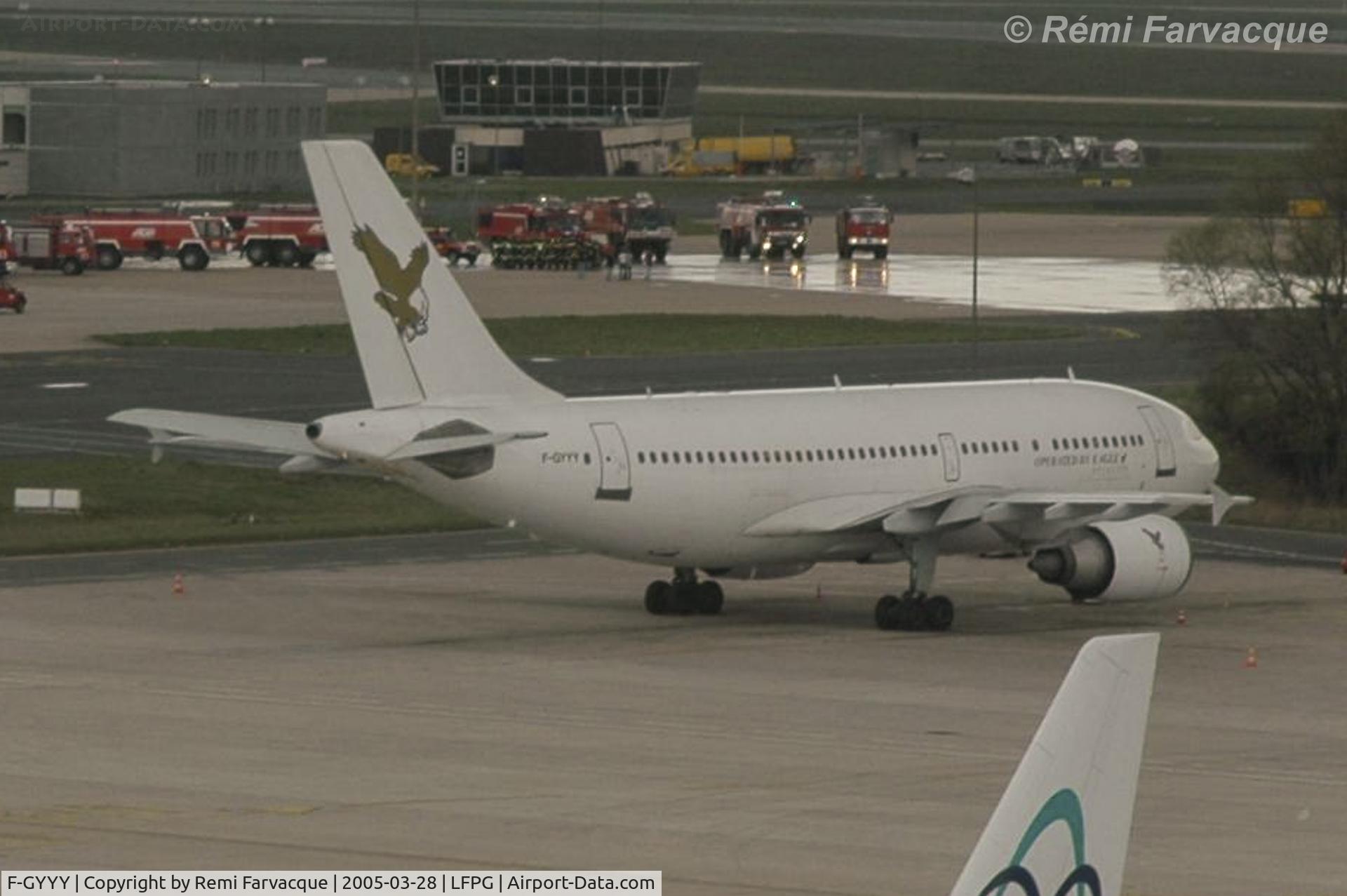 F-GYYY, 1988 Airbus A310-204 C/N 486, Waiting.