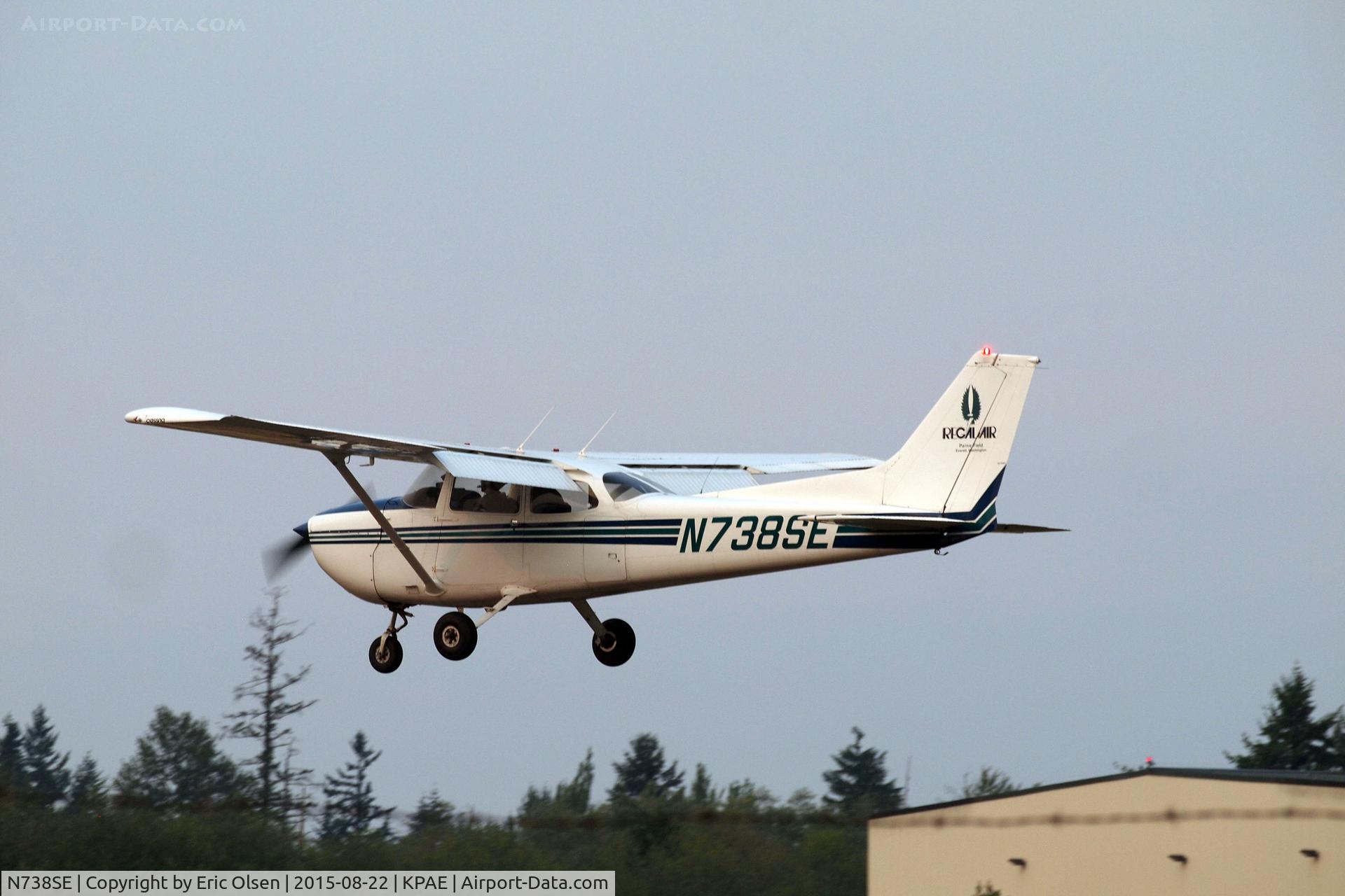 N738SE, 1977 Cessna 172N C/N 17270194, Cessna 172N coming in on 34R at Paine Field.