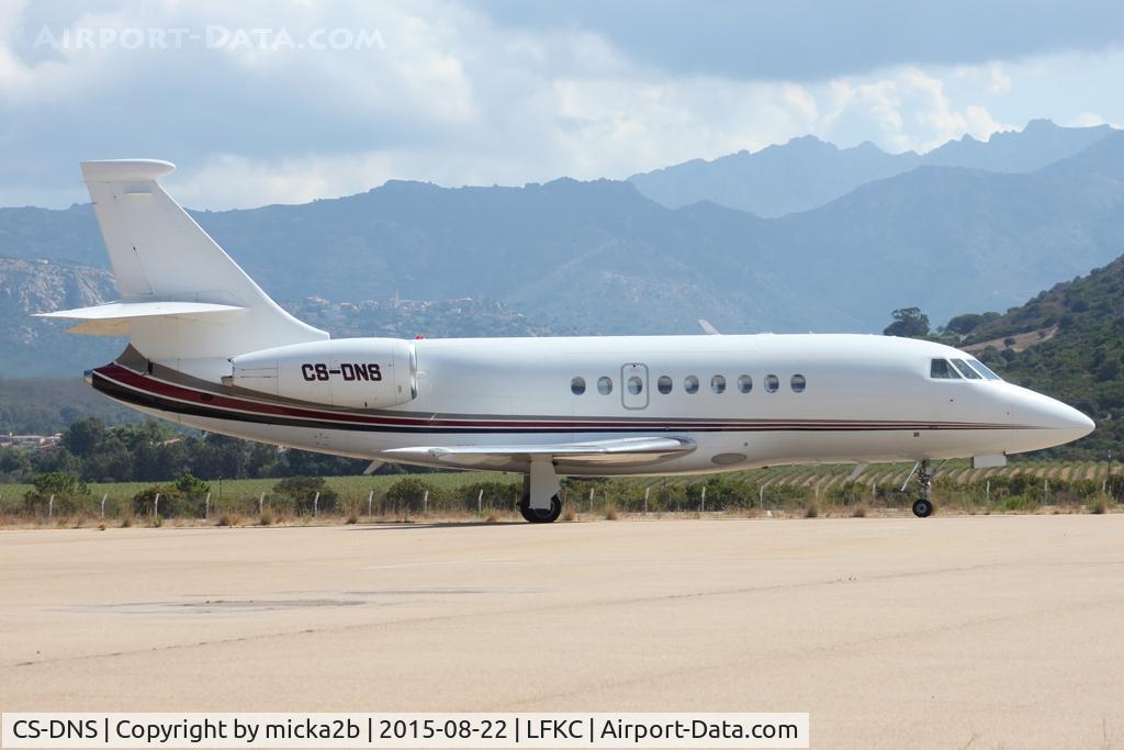 CS-DNS, 2001 Dassault Falcon 2000 C/N 139, Taxiing