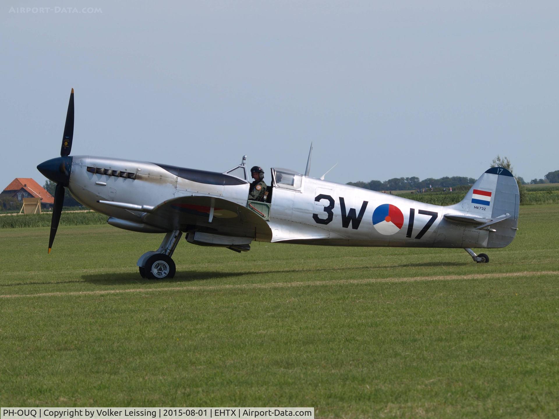 PH-OUQ, 1943 Supermarine 361 Spitfire LF.IXc C/N CBAF.IX.1732, taxi to parking after airshow display