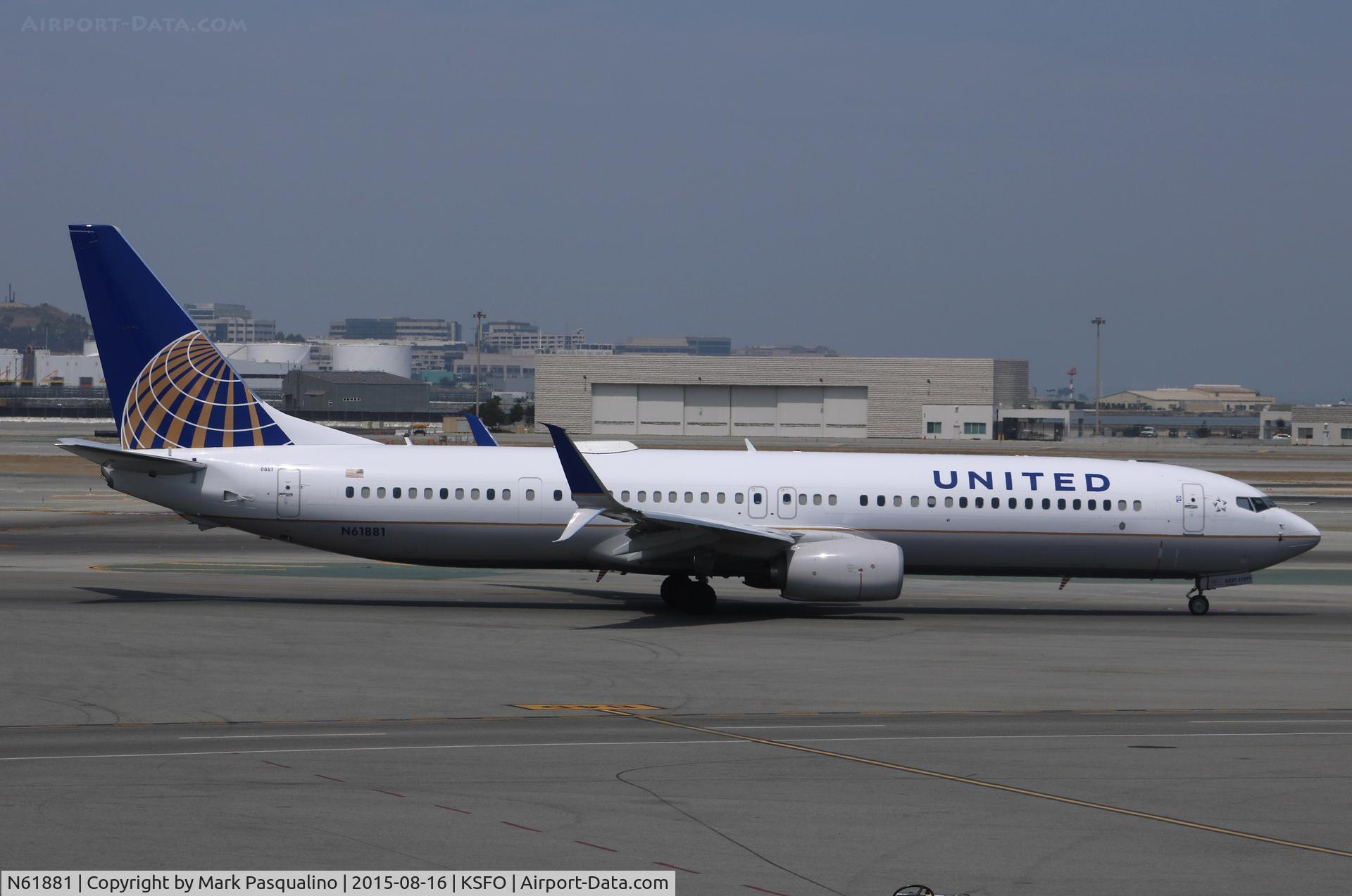 N61881, 2015 Boeing 737-924/ER C/N 42200, Boeing 737-900ER