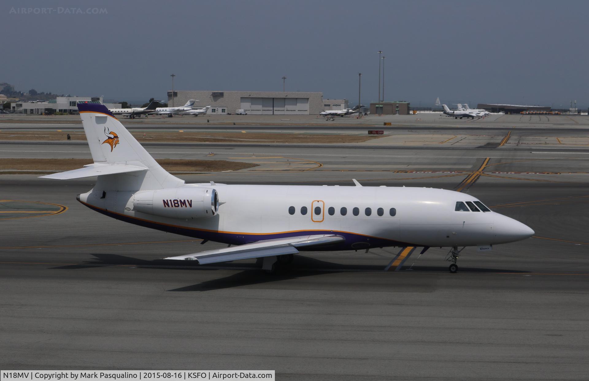 N18MV, 1996 Dassault Falcon 2000 C/N 24, Falcon 2000
