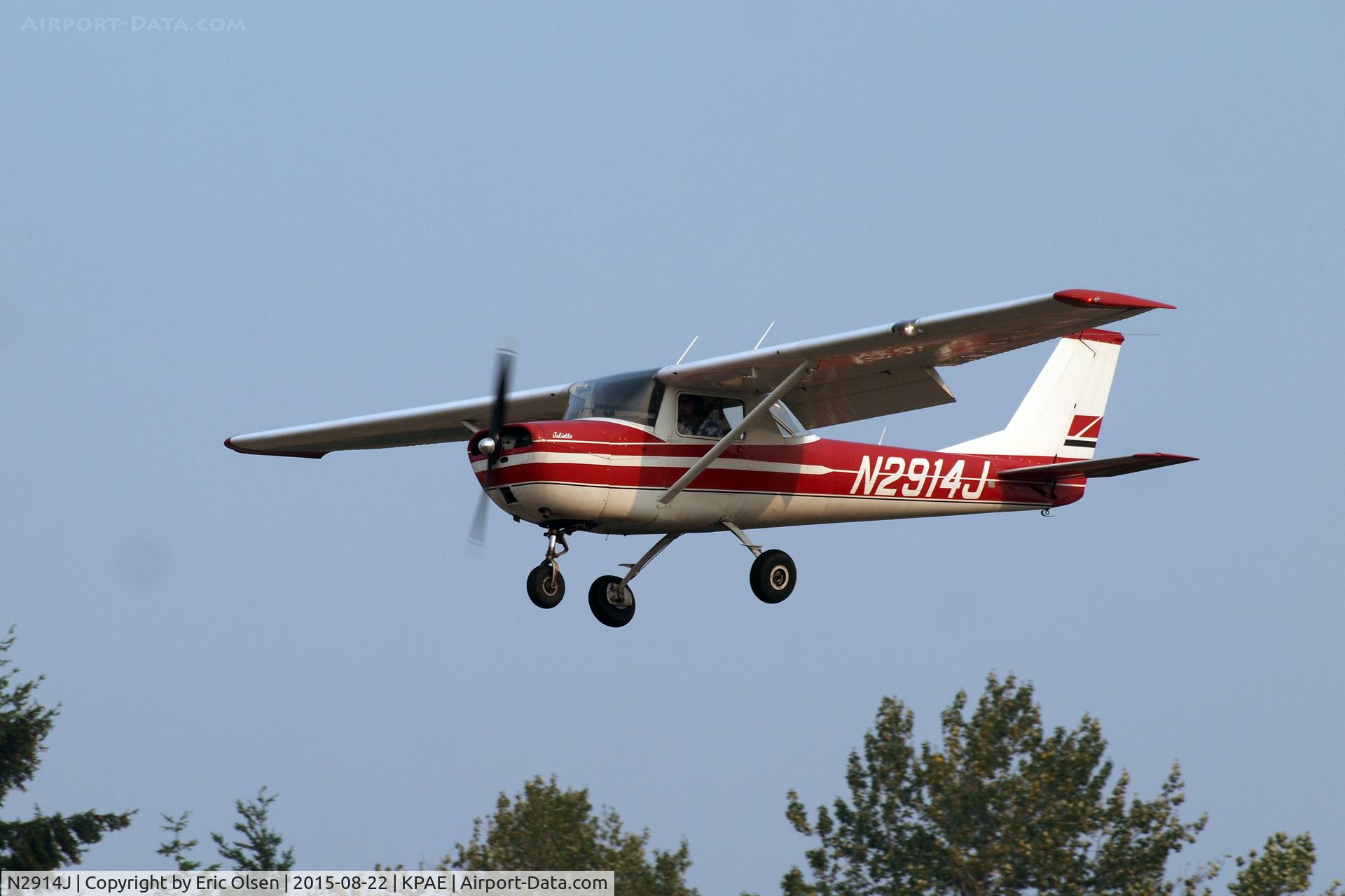 N2914J, 1966 Cessna 150G C/N 15065714, Cessna 150 coming in on 34R at Paine Field.