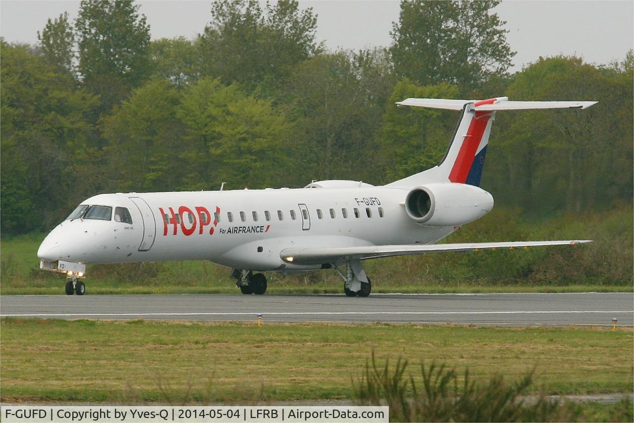 F-GUFD, 1999 Embraer ERJ-145LR (EMB-145LR) C/N 145197, Embraer EMB-145LR (ERJ-145LR), Lining up prior take off rwy 25L, Brest-Bretagne airport (LFRB-BES)