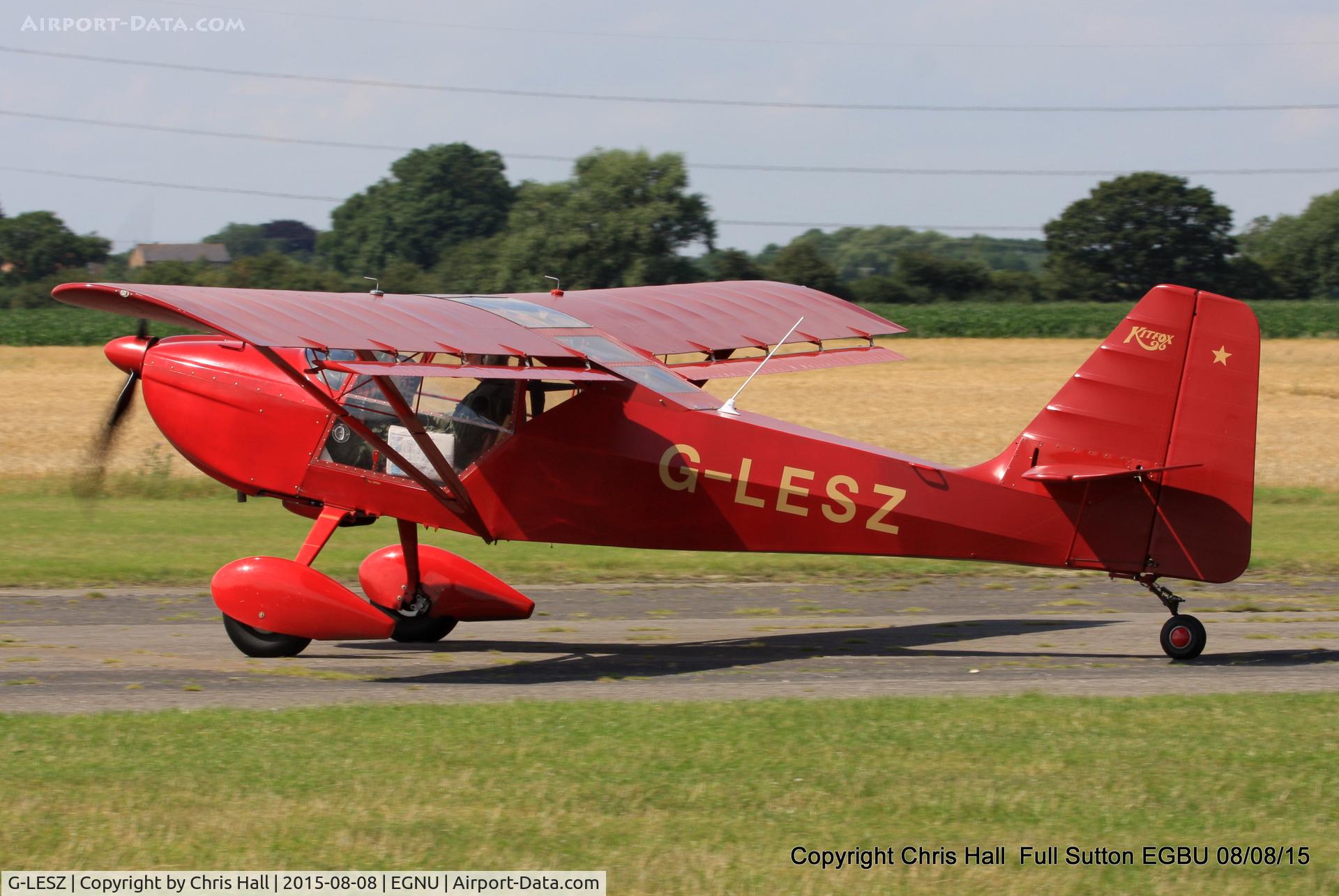 G-LESZ, 2003 Skystar Kitfox Series 5 C/N PFA 172C-12822, at the Vale of York LAA strut flyin, Full Sutton