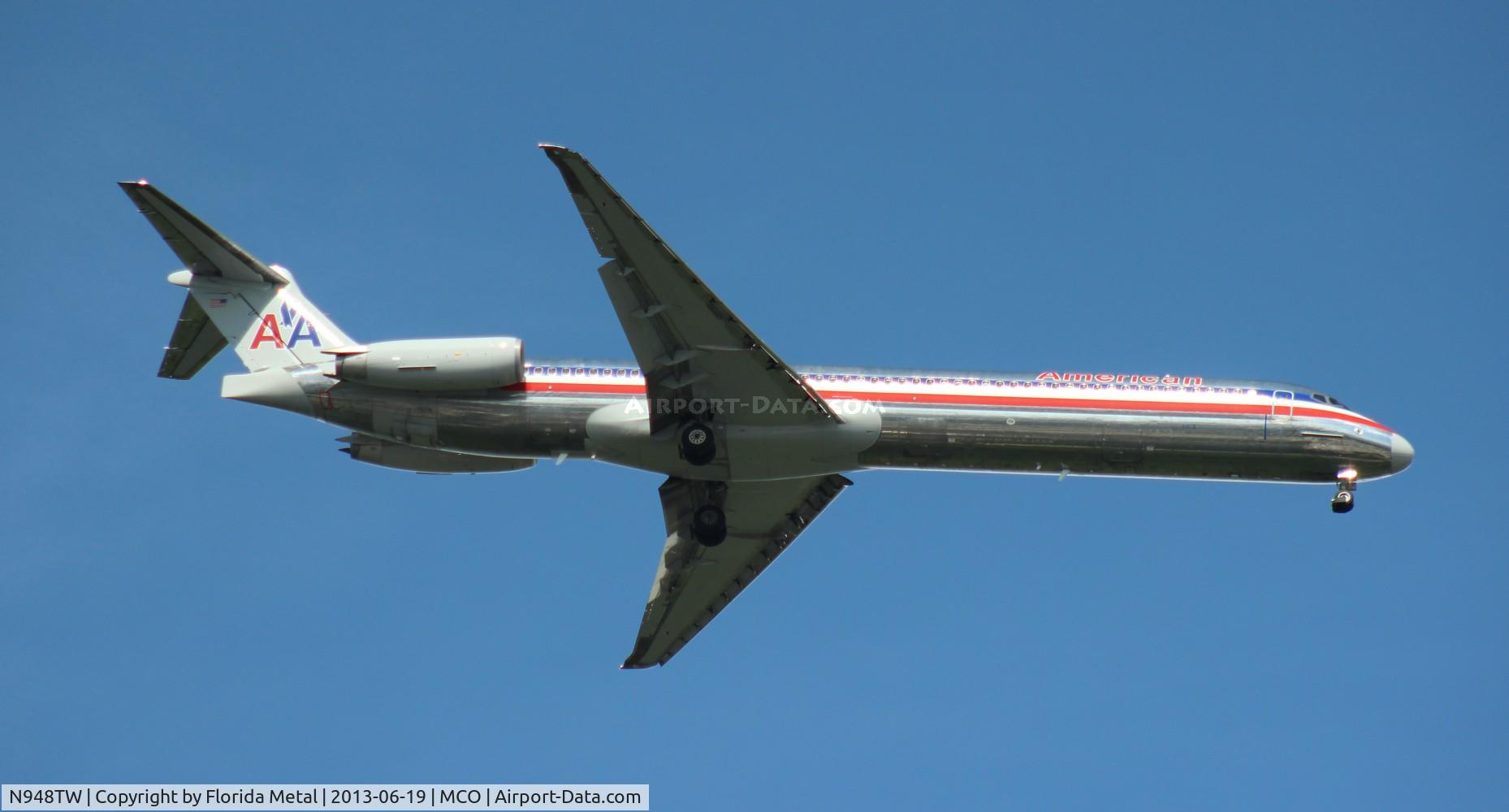 N948TW, 1987 McDonnell Douglas MD-83 (DC-9-83) C/N 49575, American