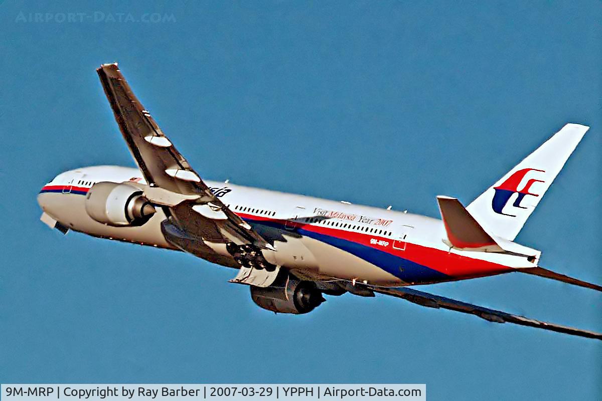 9M-MRP, 2002 Boeing 777-2H6/ER C/N 28421, Boeing 777-2H6ER [28421] (Malaysia Airlines) Perth-International~VH 29/03/2007