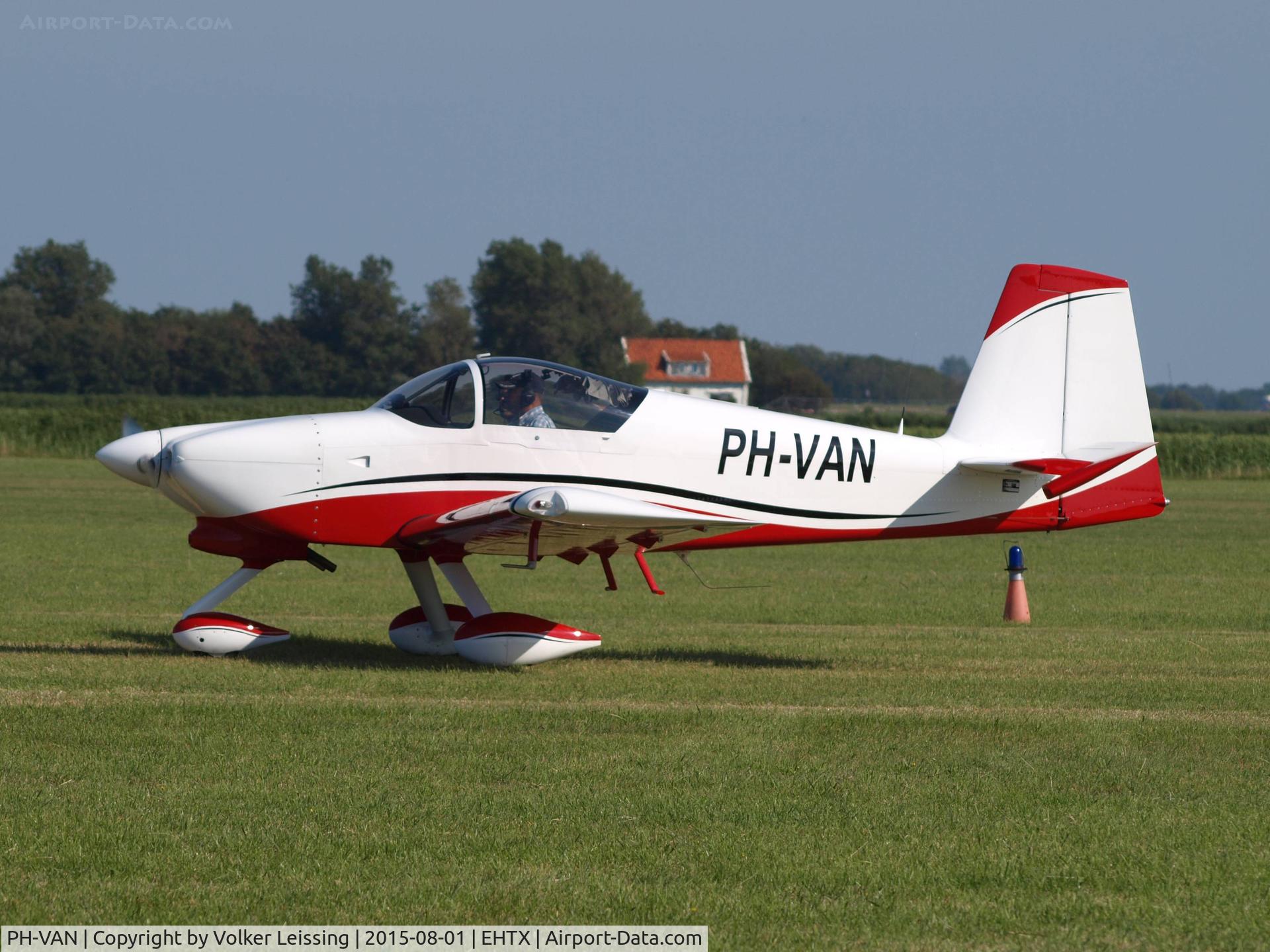 PH-VAN, 2010 Vans RV-9A C/N 91209, taxi to rwy after airshow