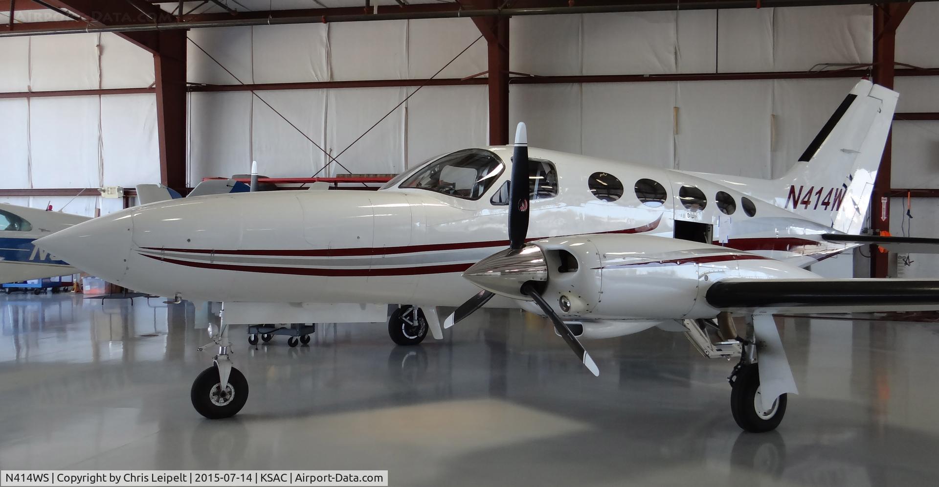 N414WS, 1980 Cessna 414A Chancellor C/N 414A0481, Privately owned 1980 Cessna 414A in for maintenance at Sacramento Executive Airport, Sacramento, CA.