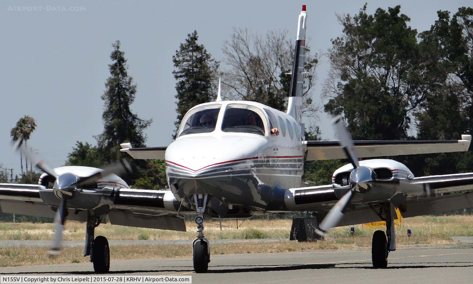N15SV, 1977 Cessna 340A C/N 340A0226, Locally-based 1977 Cessna 340A taxing to its hangar at Reid Hillview Airport, San Jose, CA.