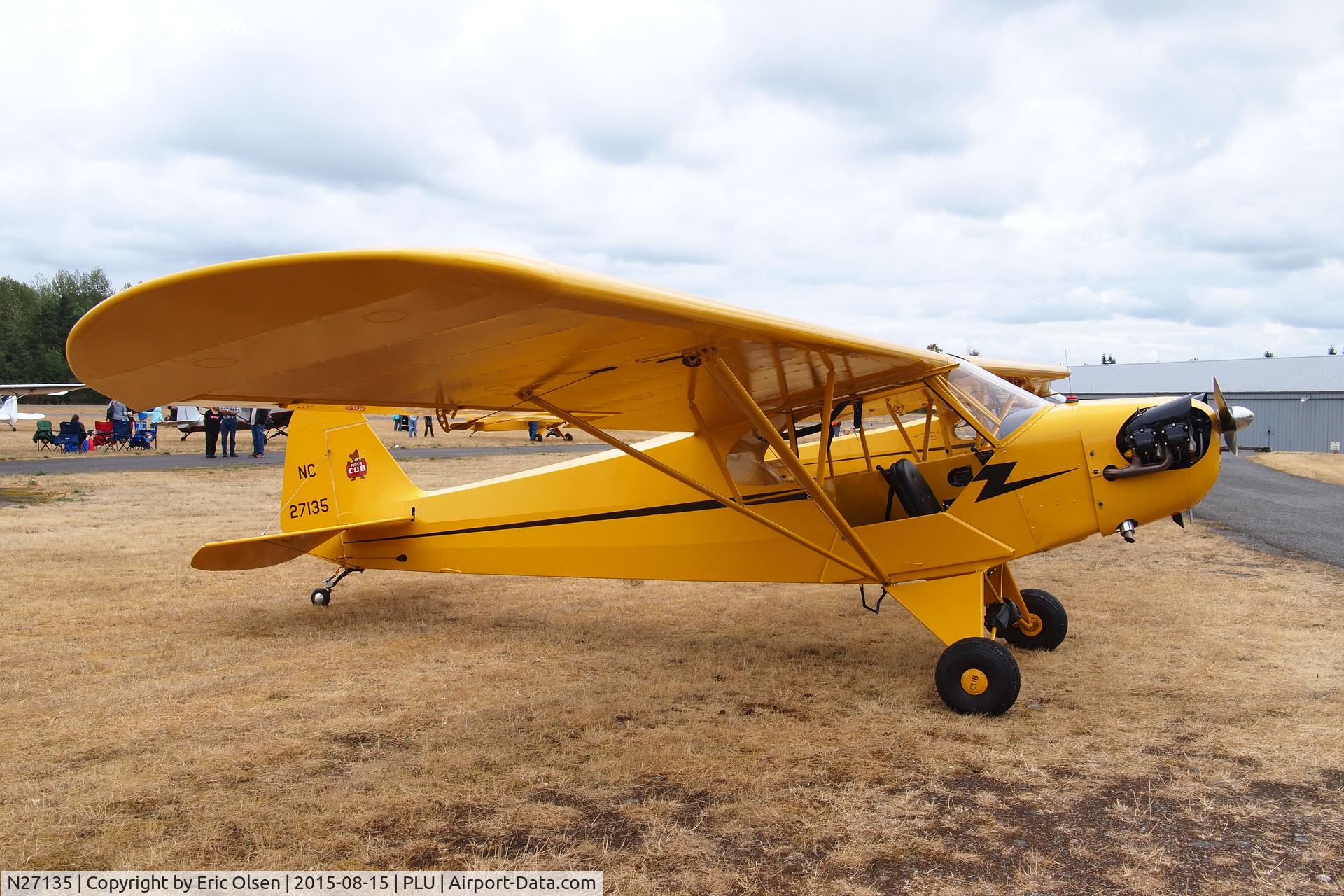 N27135, 1940 Piper J3L-65 Cub C/N 4377, 1940 Piper at Thun Field for Cubs and Classics.