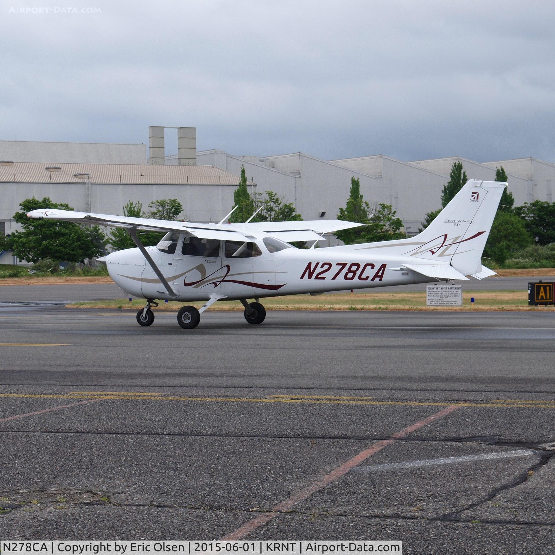 N278CA, 2008 Cessna 172S C/N 172S10801, 2008 Cessna in line for takeoff