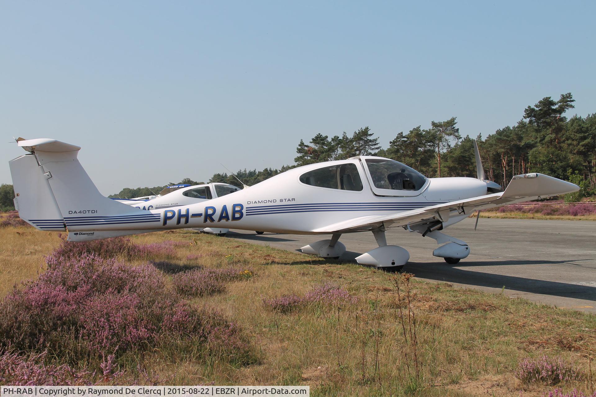PH-RAB, 2005 Diamond DA-40D Diamond Star C/N D4.162, Zoersel Fly-in 2015.
