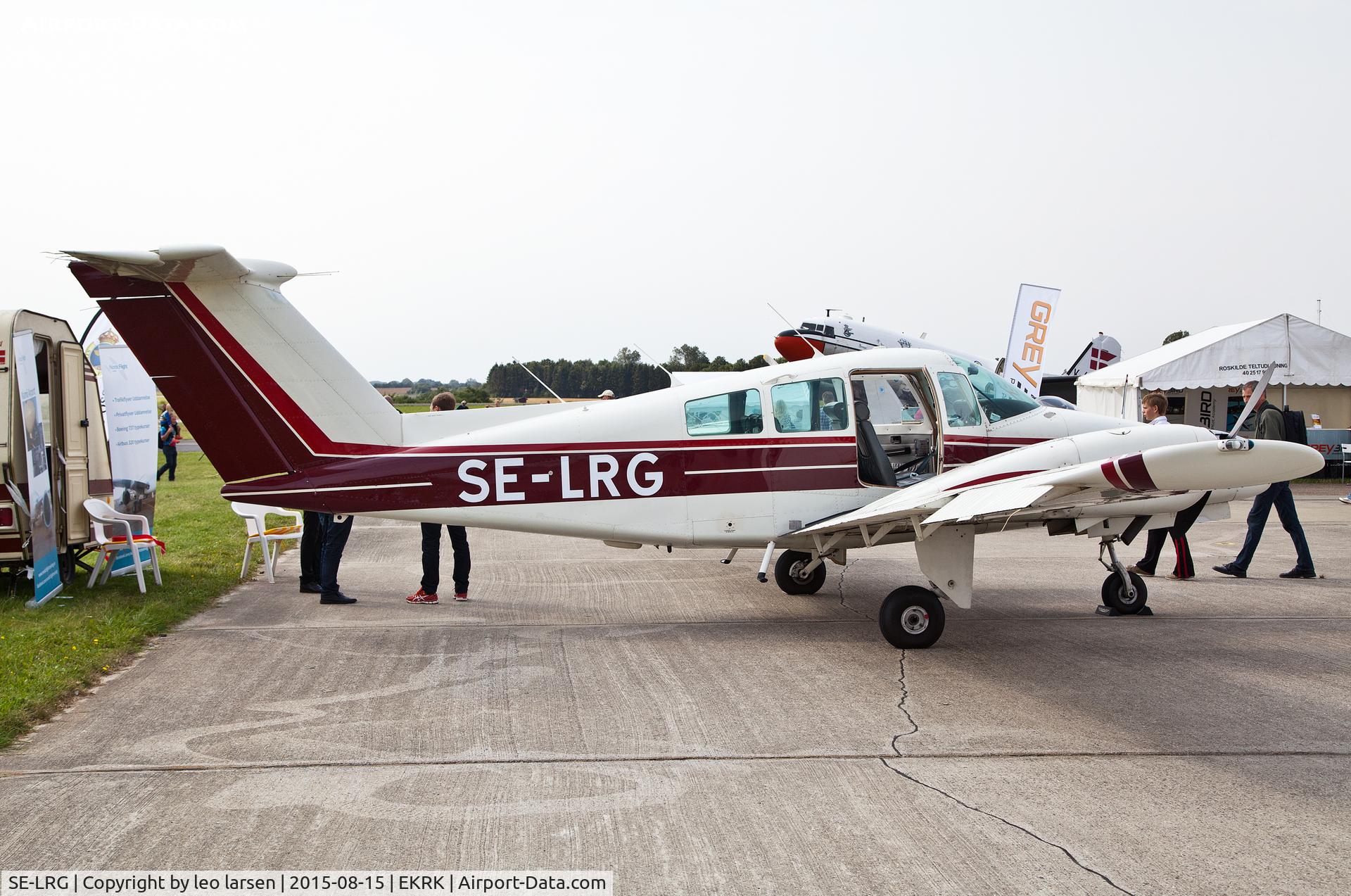 SE-LRG, 1979 Beech 76 Duchess C/N ME-144, Roskilde Air Show 15.8.15