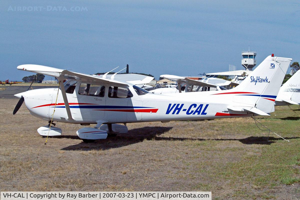 VH-CAL, Cessna 172R C/N 17281168, Cessna 172R Skyhawk [172-81168] RAAF Williams/Point Cook~VH 23/03/2007