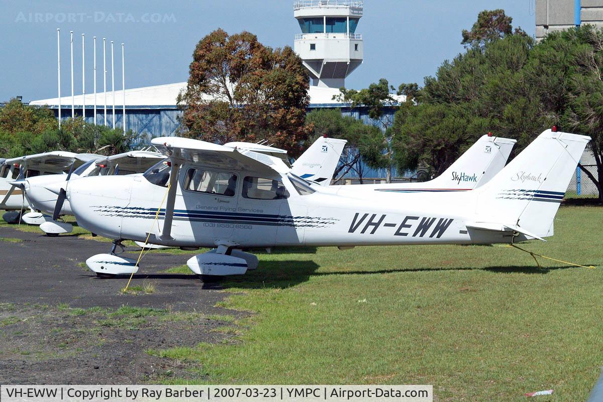 VH-EWW, Cessna 172R C/N 17280090, Cessna 172R Skyhawk [172-80090] RAAF Williams/Point Cook~VH 23/03/2007