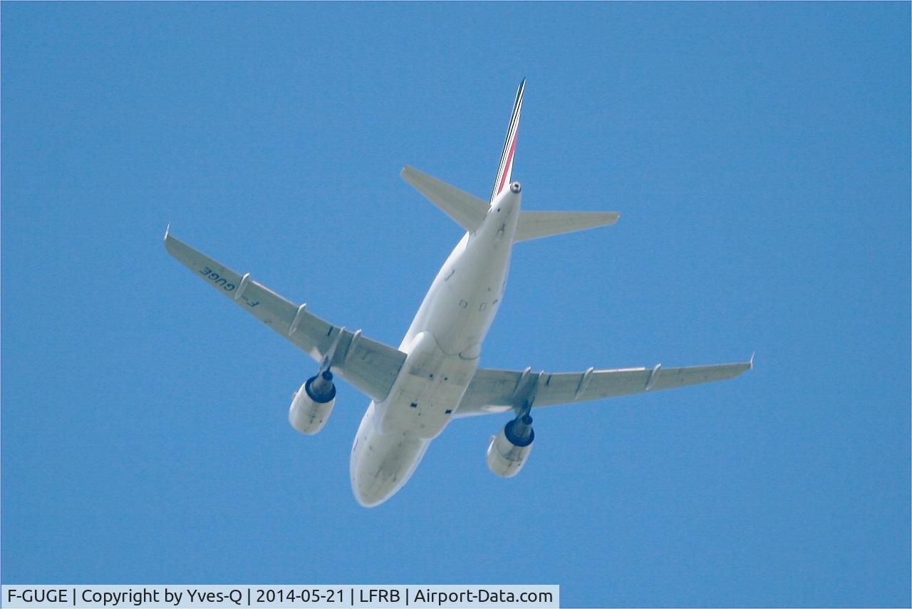 F-GUGE, 2003 Airbus A318-111 C/N 2100, Airbus A318-111, Take off rwy 07R, Brest-Bretagne Airport (LFRB-BES) to Paris CDG