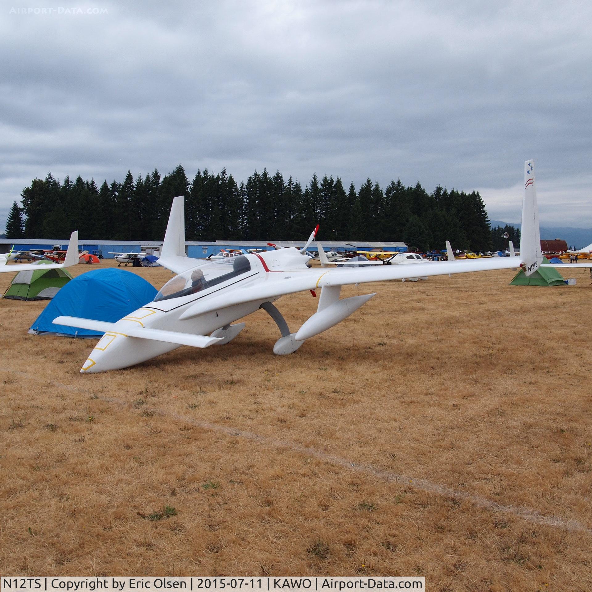 N12TS, 2001 Rutan Long-EZ C/N 1353, 2001 Rutan at the Arlington Fly-in.