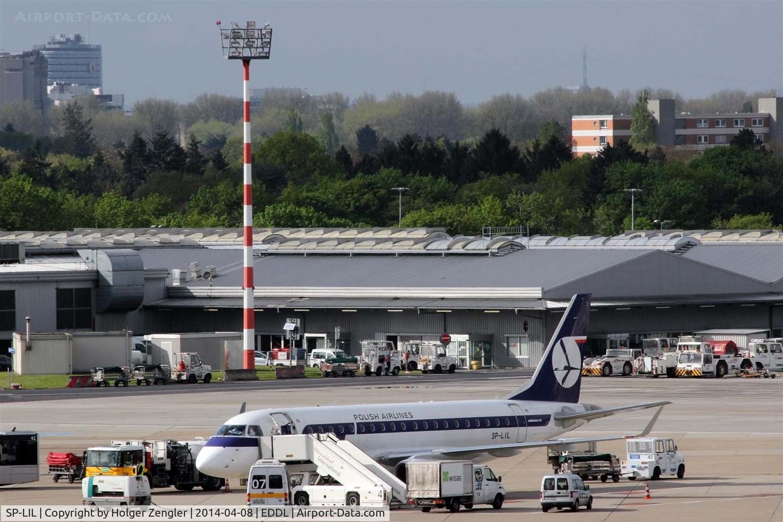 SP-LIL, 2010 Embraer 175LR (ERJ-170-200LR) C/N 17000306, Waiting for return to WAW....