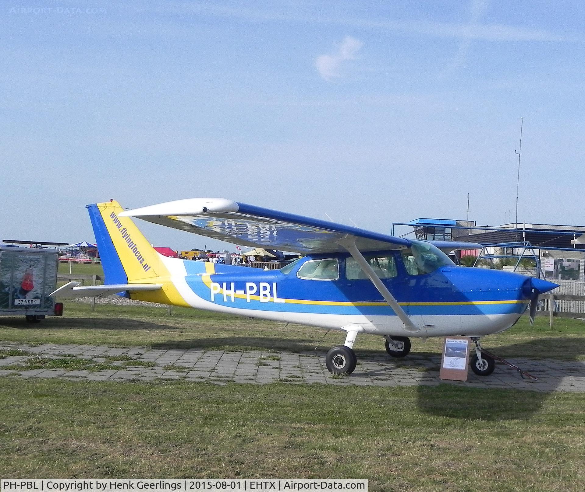 PH-PBL, 1976 Cessna 172M C/N 17267417, Texel Airshow , August 2015
