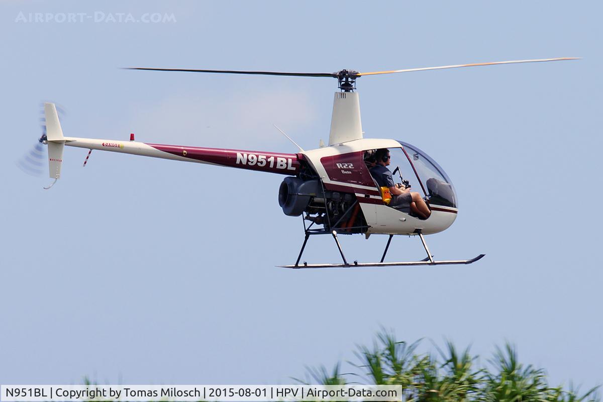 N951BL, 1995 Robinson R22 BETA C/N 2529, Princeville Airport (HPV), Kauai Island, Hawaii