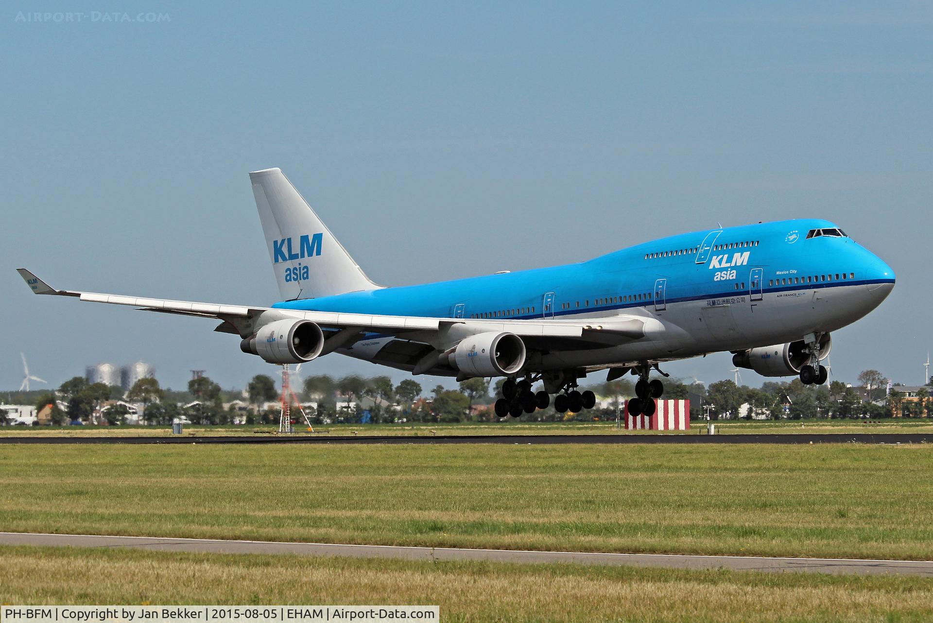 PH-BFM, 1992 Boeing 747-406BC C/N 26373, Landing at Schiphol