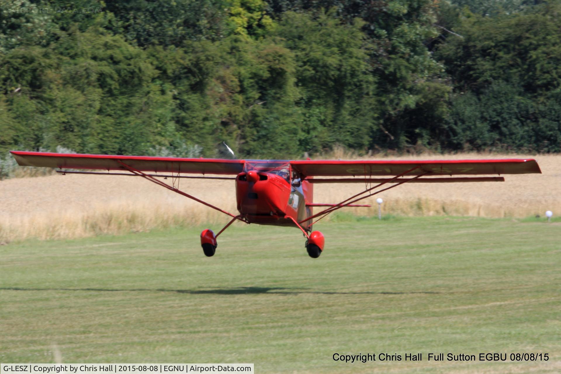 G-LESZ, 2003 Skystar Kitfox Series 5 C/N PFA 172C-12822, at the Vale of York LAA strut flyin, Full Sutton