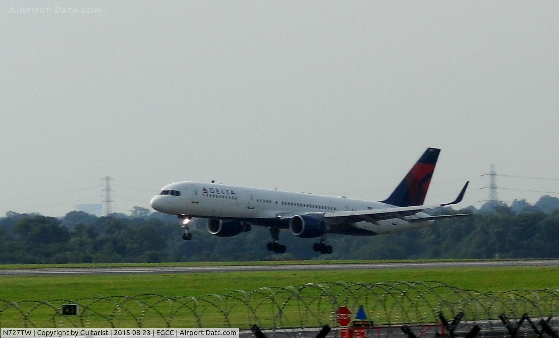 N727TW, 1999 Boeing 757-231 C/N 30340, At Manchester