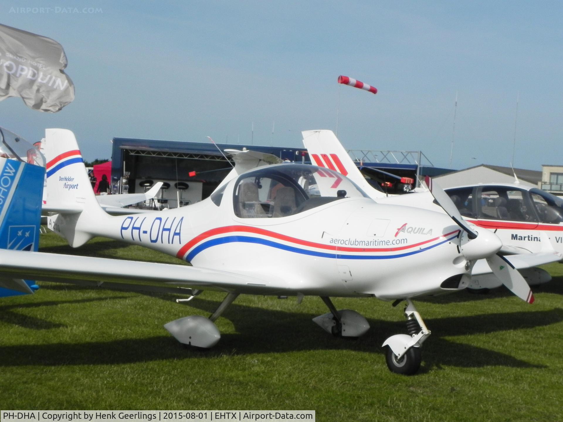 PH-DHA, 2012 Aquila A210 (AT01) C/N AT01-245, Texel Airshow , August 2015