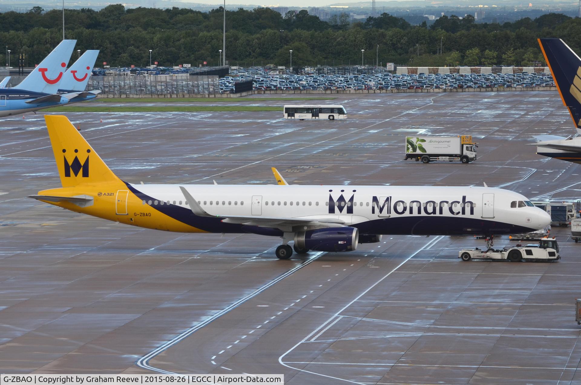 G-ZBAO, 2014 Airbus A321-231 C/N 6126, About to depart.