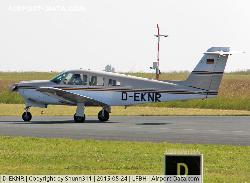 D-EKNR, 1979 Piper PA-28RT-201 Arrow IV Arrow IV C/N 28R-7918187, Taxiing for departure...