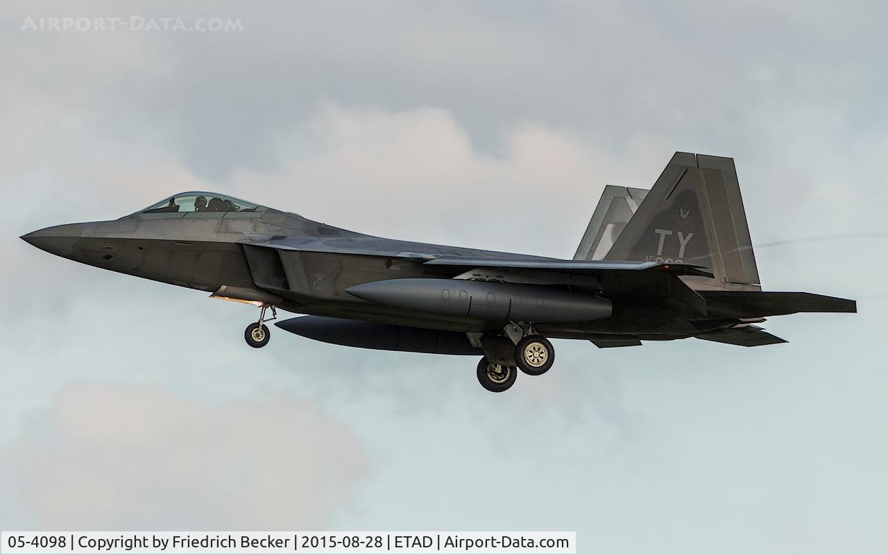 05-4098, 2007 Lockheed Martin F-22A Raptor C/N 645-4098, on final RW05 after crossing the pond